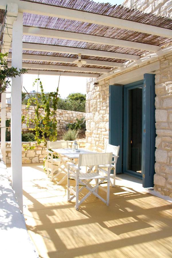 Aparthotel Nomads House à Logaras Extérieur photo