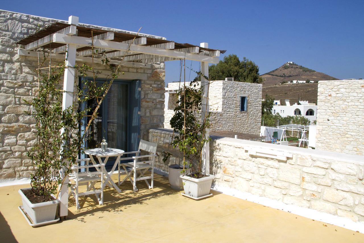 Aparthotel Nomads House à Logaras Extérieur photo