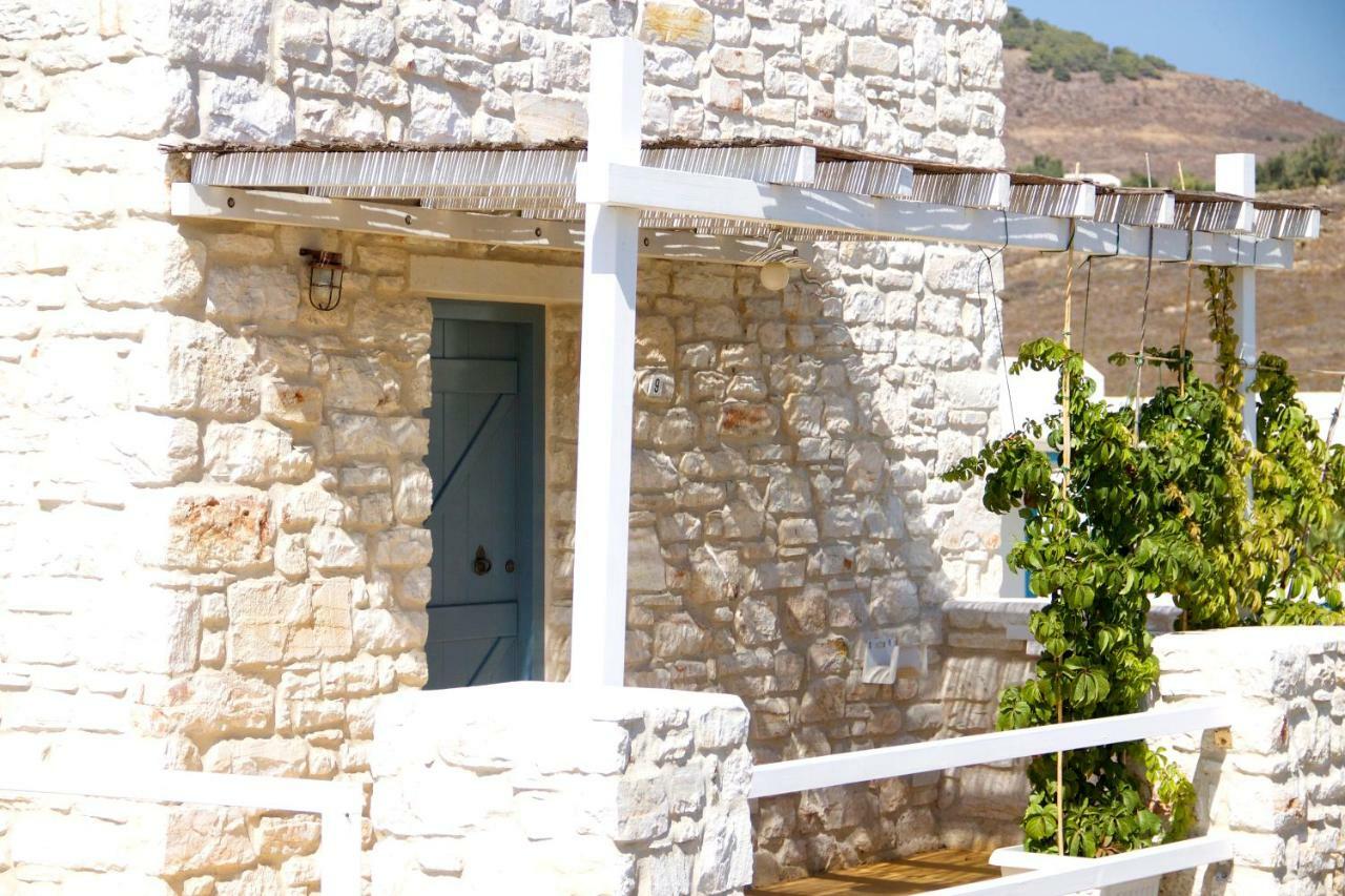 Aparthotel Nomads House à Logaras Extérieur photo